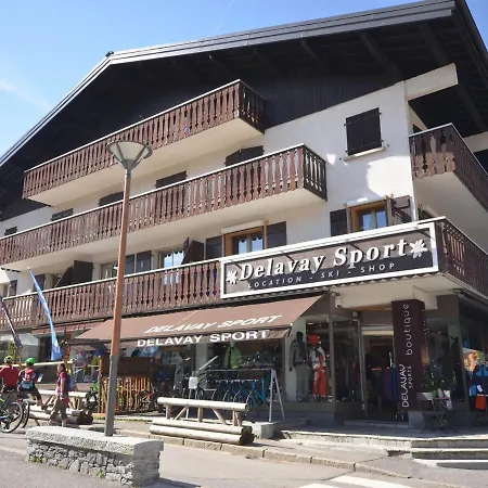 - 4/6 Pers Avec Wifi, Proche Pistes Et Commerces - Fr-1-623-127